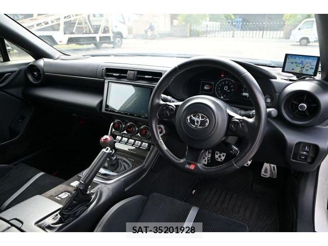 Toyota GR86 2022-04 6751713-1
