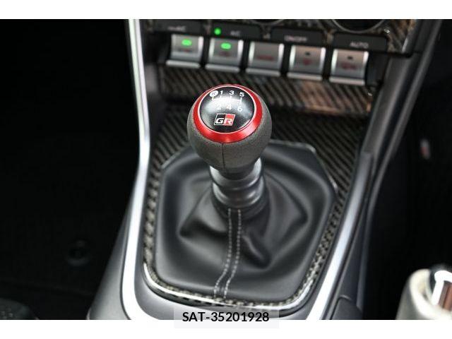 Toyota GR86 2022-04 6751713-22