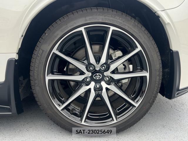 Toyota GR86 2022-04 6815053-15