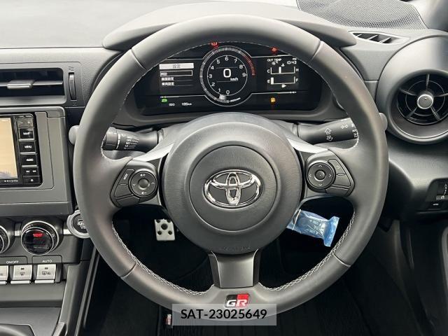 Toyota GR86 2022-04 6815053-25