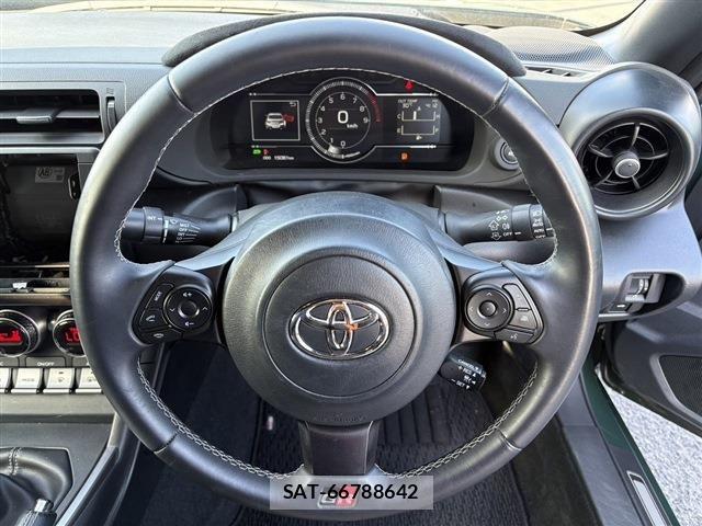 Toyota GR86 2024-10 6905765-18