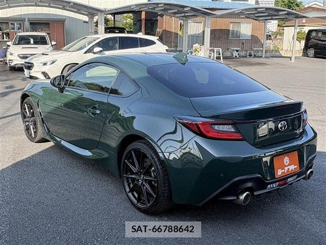 Toyota GR86 2024-10 6905765-23