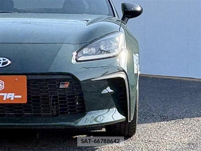 Toyota GR86 2024-10 6905765-25