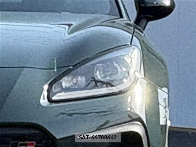 Toyota GR86 2024-10 6905765-5