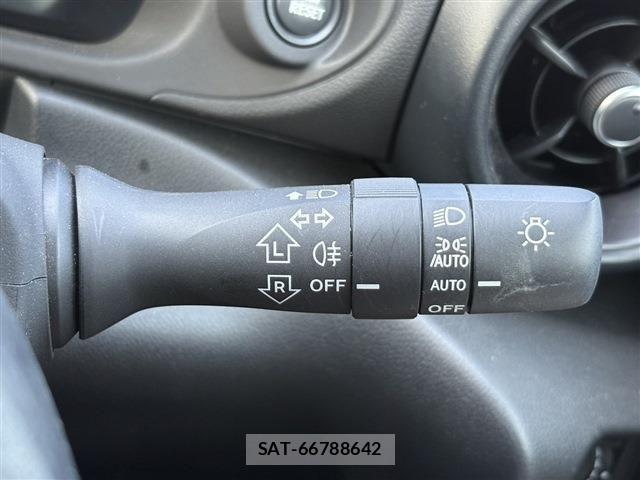 Toyota GR86 2024-10 6905765-6