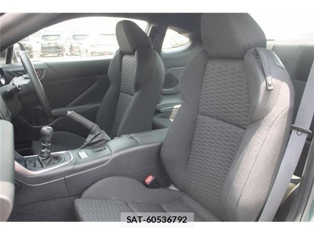 Toyota GR86 2025-05 6905767-27