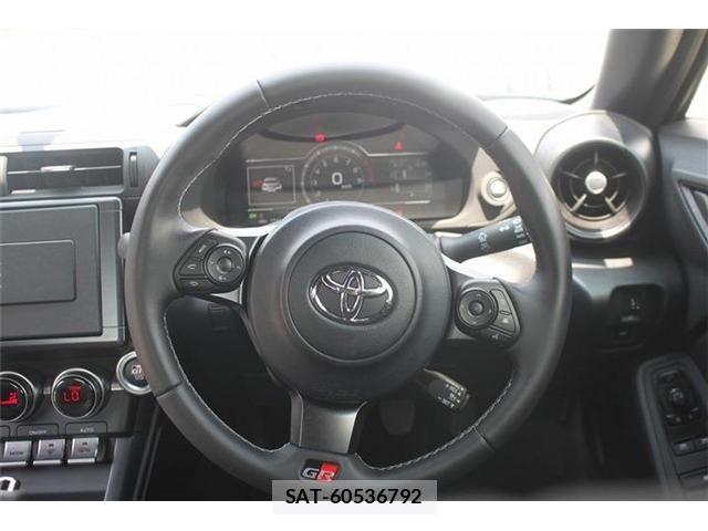 Toyota GR86 2025-05 6905767-29