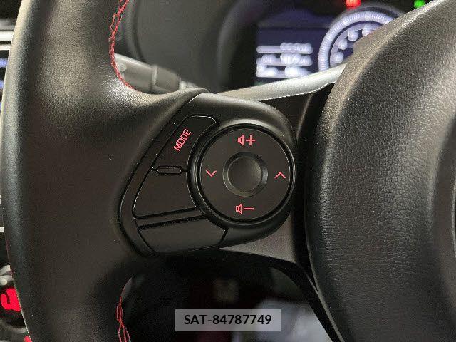 Toyota GR86 2022-04 6993843-16