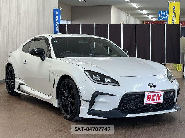 Toyota GR86 2022-04 6993843-6