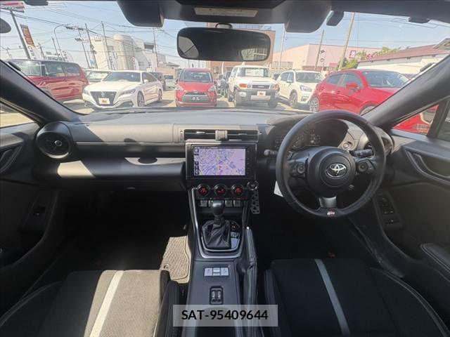 Toyota GR86 2024-03 6993842-1