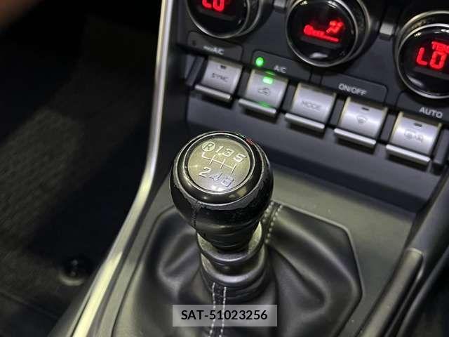 Toyota GR86 2022-07 7219034-8