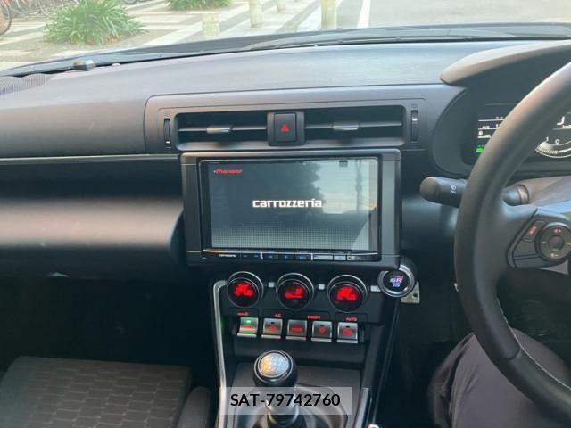 Toyota GR86 2022-12 7219038-15