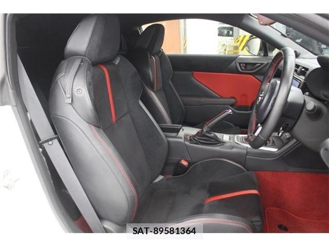 Toyota GR86 2024-12 7219048-25