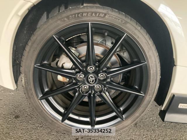Toyota GR86 2023-06 7219047-9