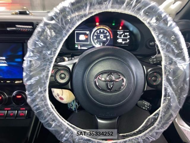 Toyota GR86 2023-06 7219047-21