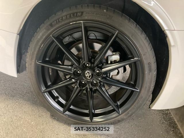 Toyota GR86 2023-06 7219047-6