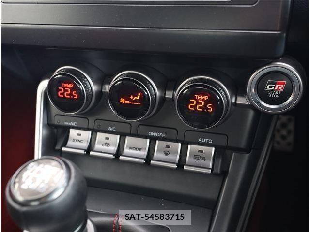 Toyota GR86 2022-08 7219036-9