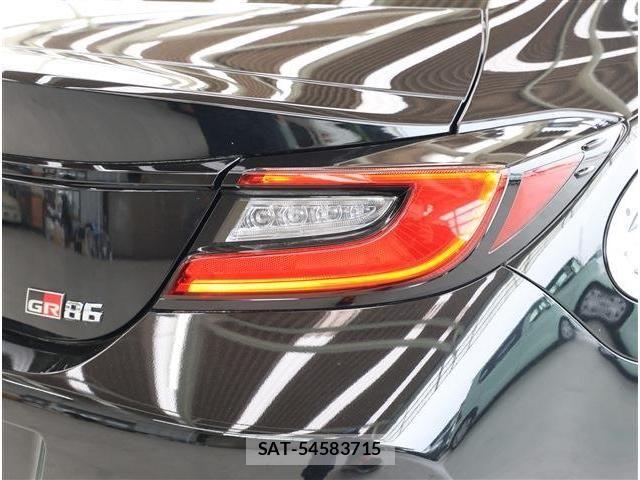 Toyota GR86 2022-08 7219036-24