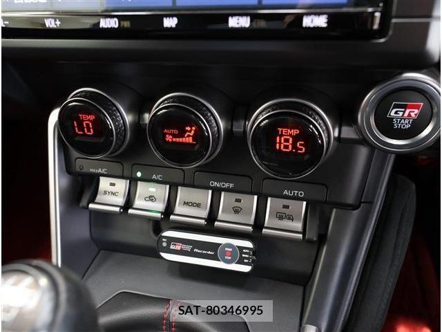 Toyota GR86 2022-07 7219035-10