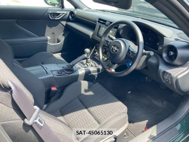 Toyota GR86 2024-10 7219045-10