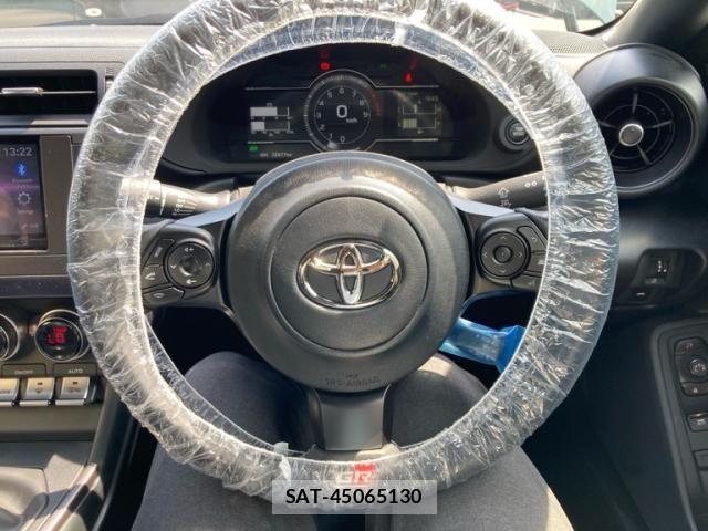 Toyota GR86 2024-10 7219045-14