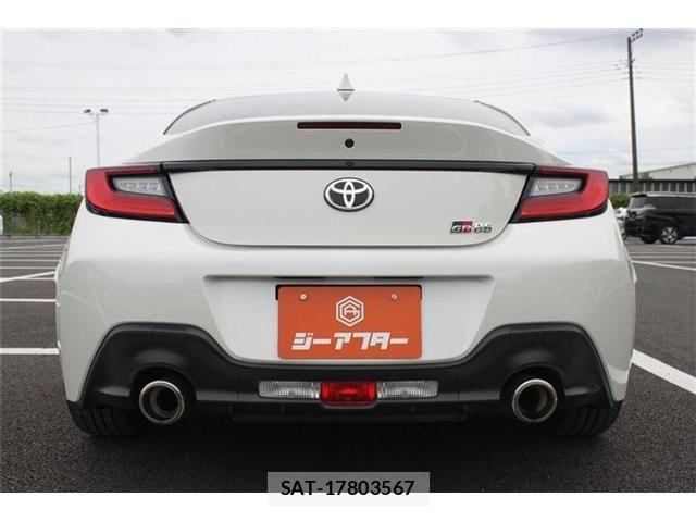 Toyota GR86 2022-08 7250937-10