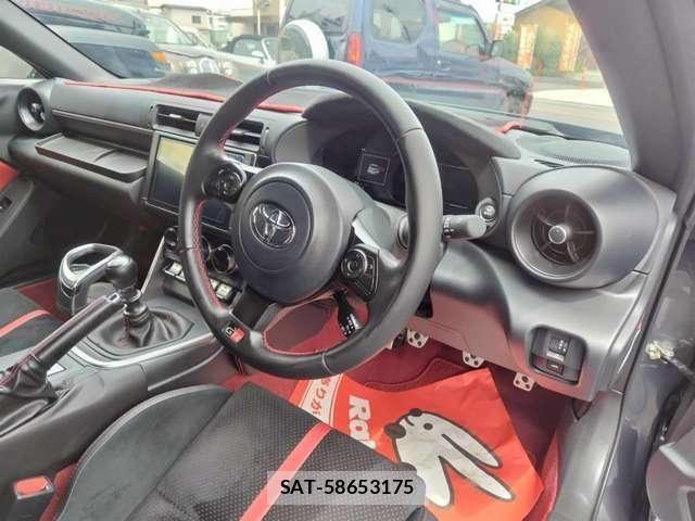 Toyota GR86 2024-07 7327257-9