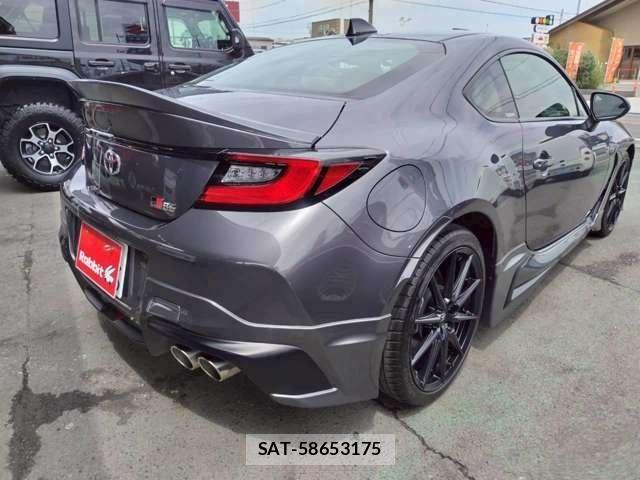 Toyota GR86 2024-07 7327257-4