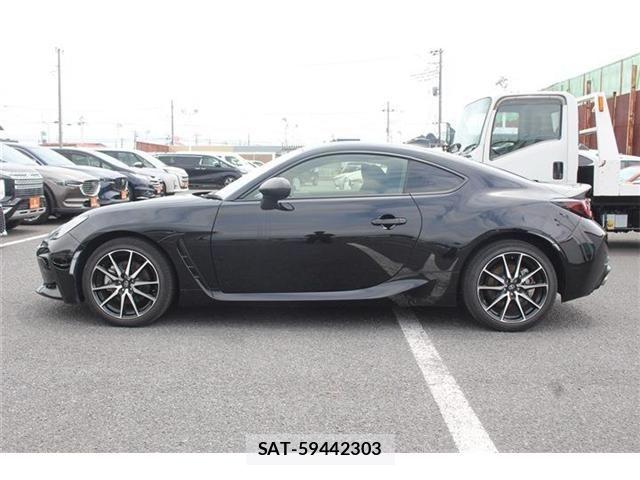 Toyota GR86 2024-04 7327260-2
