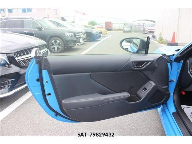 Toyota GR86 2024-06 7357907-1