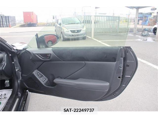 Toyota GR86 2022-05 7357911-28