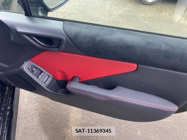 Toyota GR86 2022-09 7357908-9