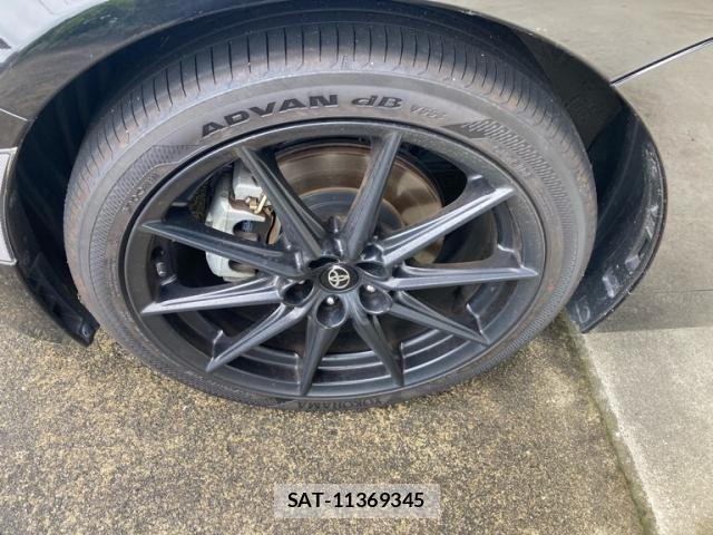 Toyota GR86 2022-09 7357908-7