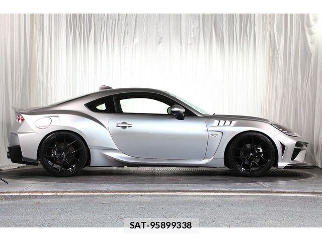 Toyota GR86 2022-04 7357906-11