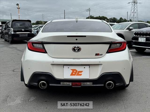 Toyota GR86 2021-11 7357912-13
