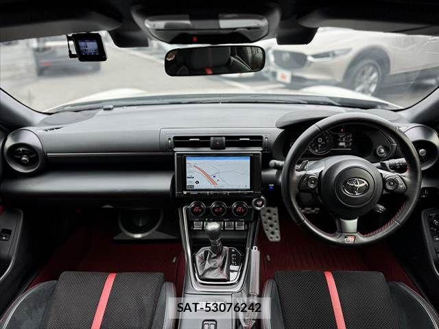 Toyota GR86 2021-11 7357912-1