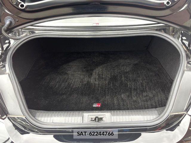 Toyota GR86 2022-01 7357910-10