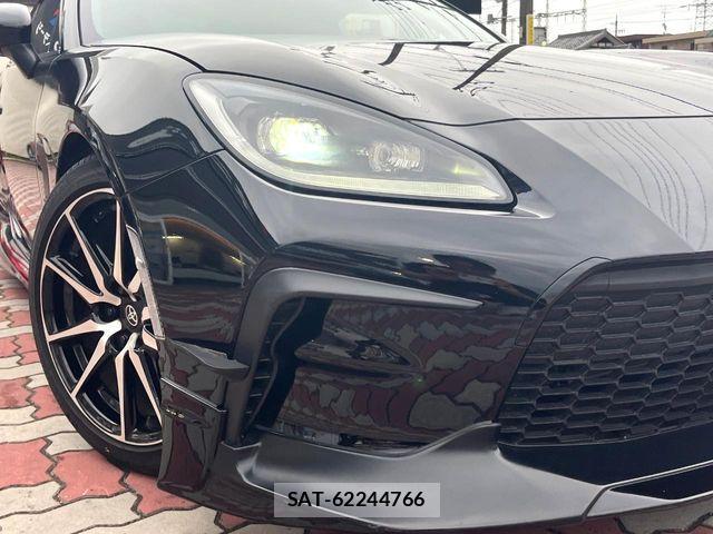 Toyota GR86 2022-01 7357910-12