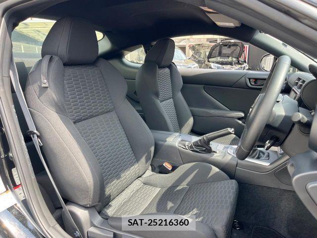 Toyota GR86 2024-07 7454559-9