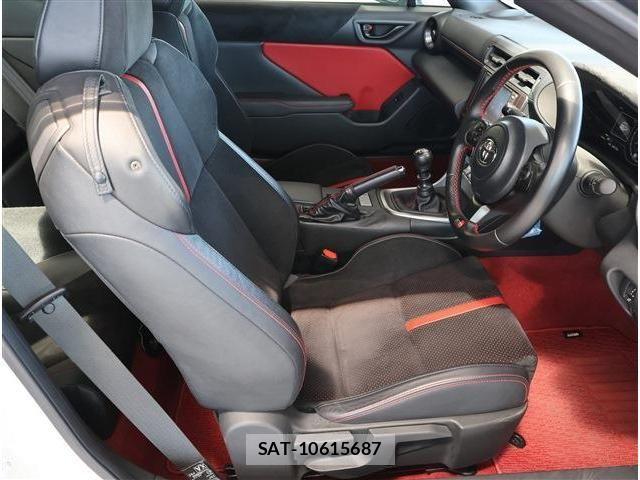 Toyota GR86 2022-03 7454563-16