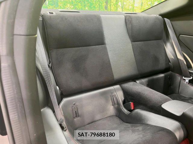 Toyota GR86 2023-07 7454560-10