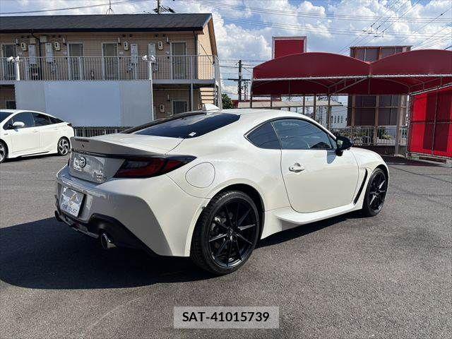 Toyota GR86 2021-12 7454561-17