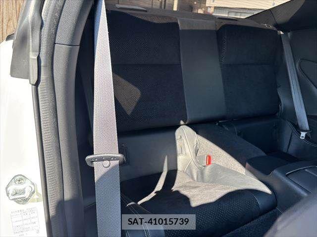 Toyota GR86 2021-12 7454561-8