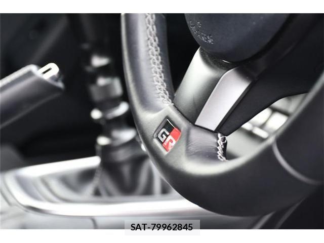 Toyota GR86 2023-12 7500720-8