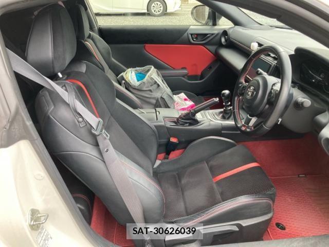 Toyota GR86 2023-01 7562171-14