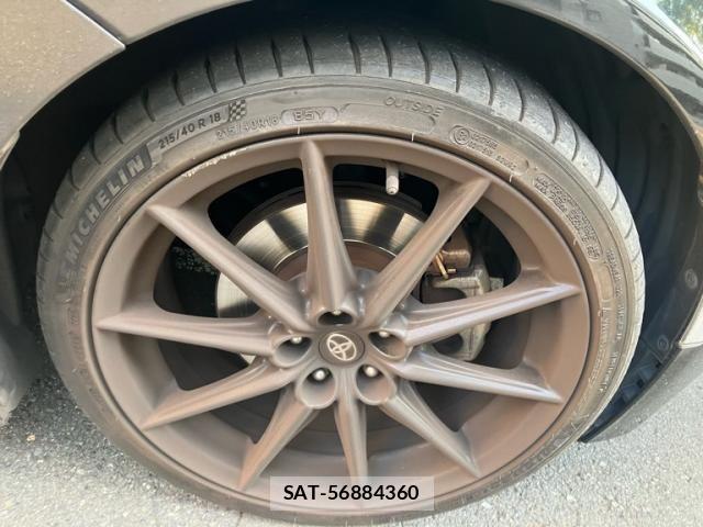 Toyota GR86 2022-08 7616778-8
