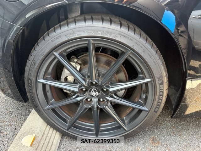 Toyota GR86 2022-04 7616775-5
