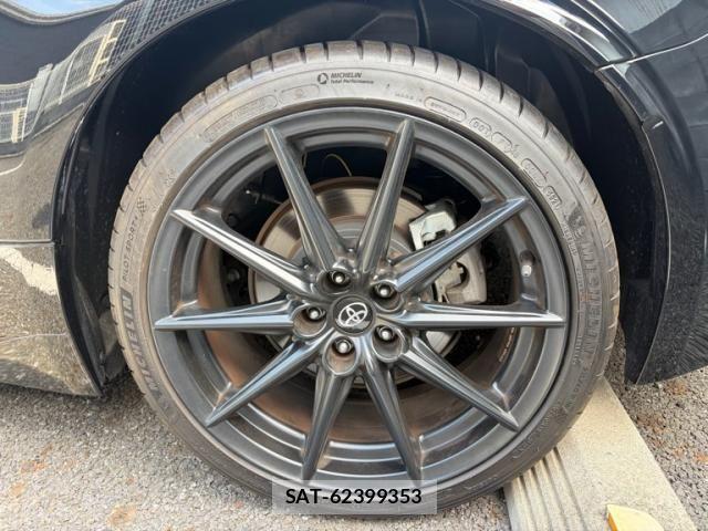 Toyota GR86 2022-04 7616775-7
