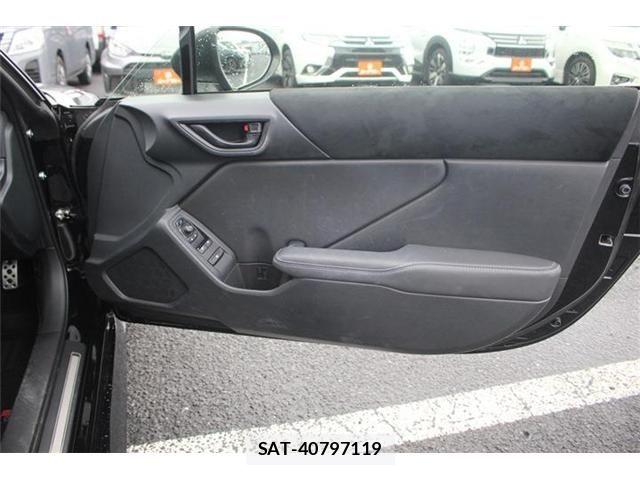 Toyota GR86 2022-01 7723674-15