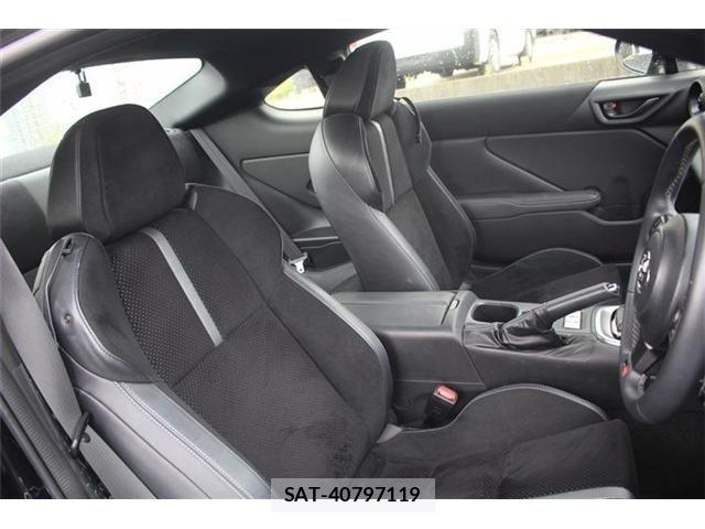 Toyota GR86 2022-01 7723674-18